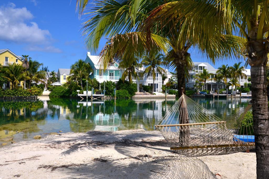 Sandyport Beach Resort Nassau Exterior photo