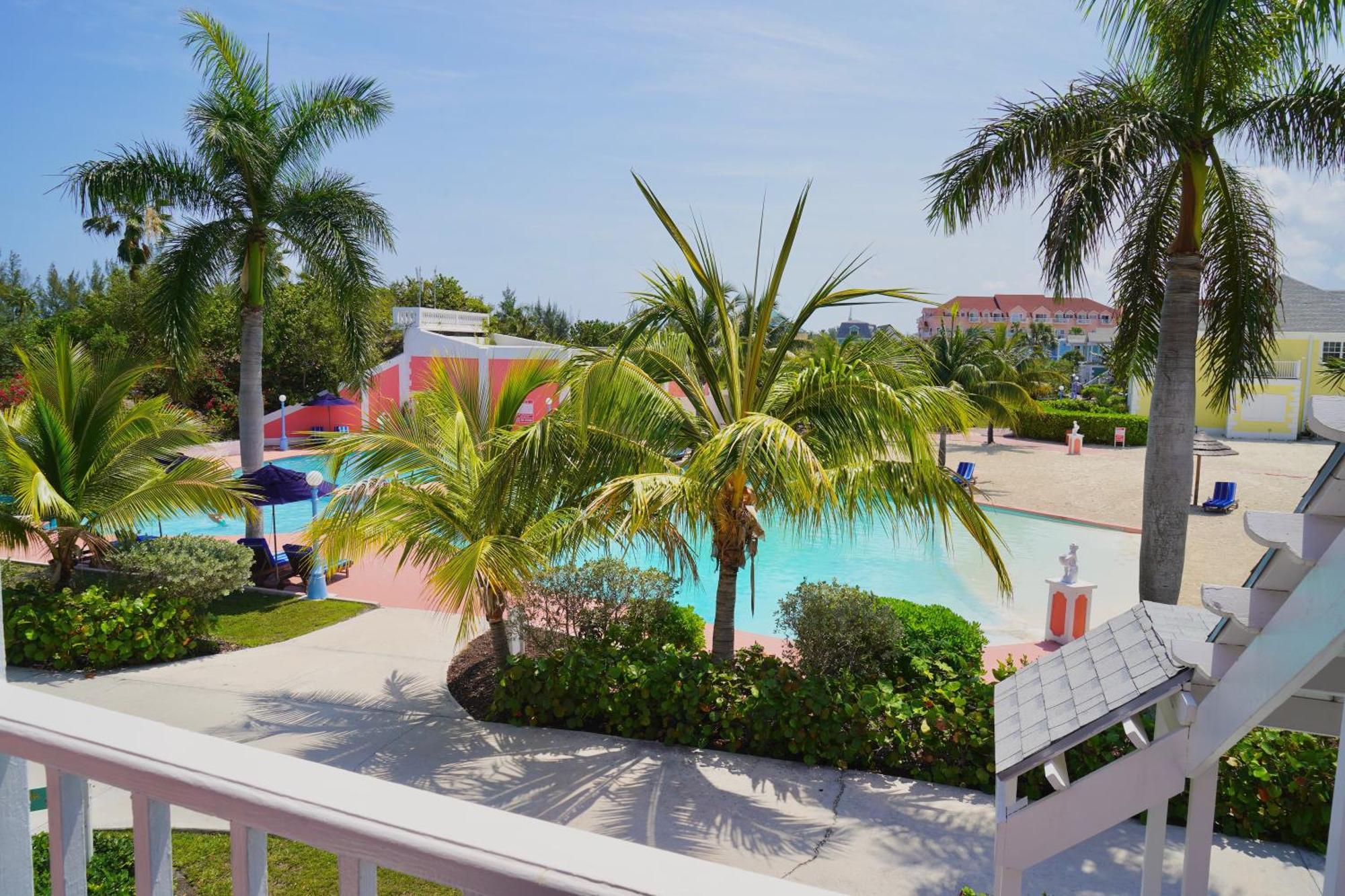 Sandyport Beach Resort Nassau Room photo